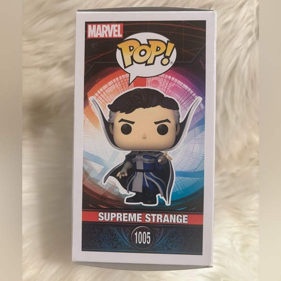 Funko Pop! Doctor Strange in the Multiverse of Madness Supreme Strange #1005 - Picture 4 of 5